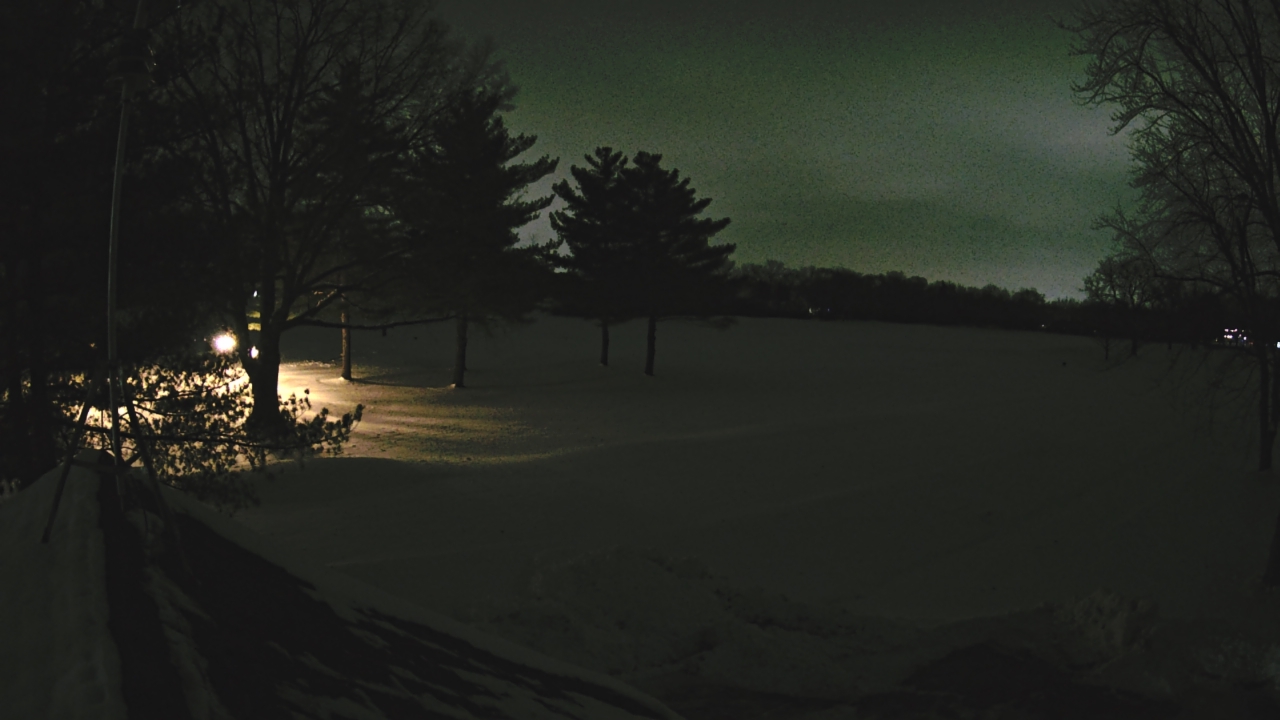 Thumbnail for current weather camera view from The Grove Country Club in Long Grove, Illinois