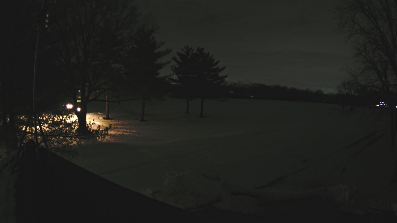 Thumbnail for current weather camera view from The Grove Country Club in Long Grove, Illinois