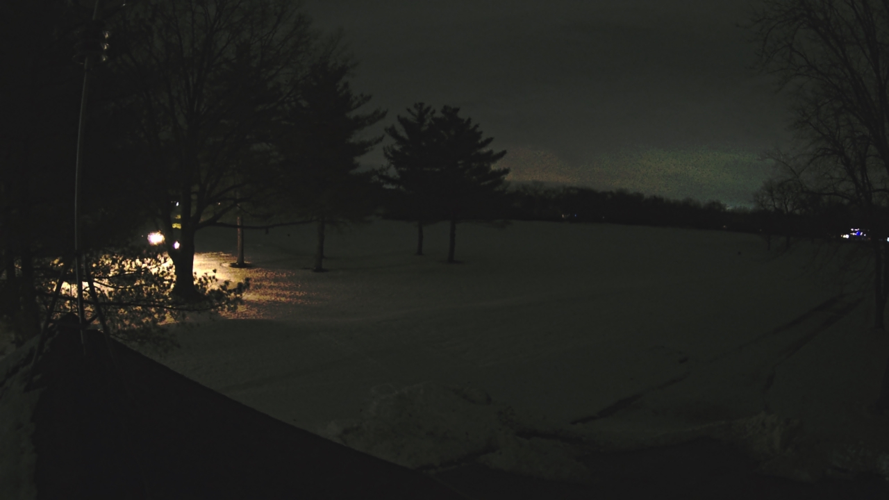 Thumbnail for current weather camera view from The Grove Country Club in Long Grove, Illinois