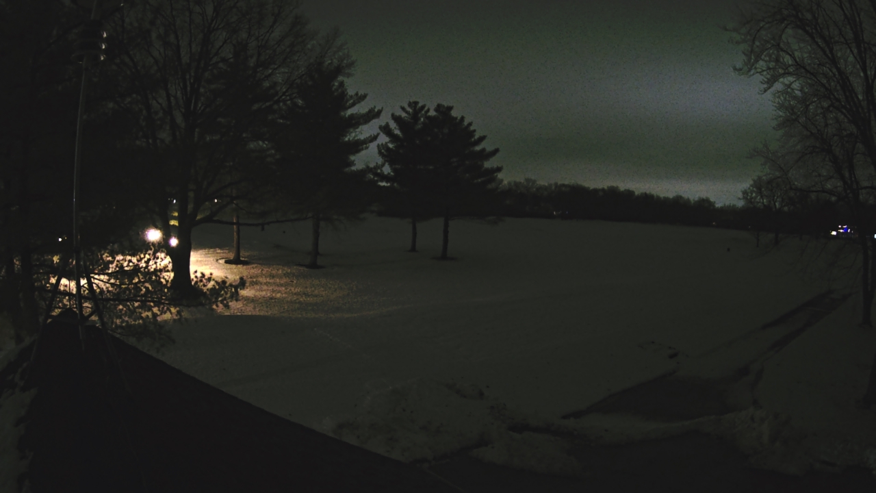 Thumbnail for current weather camera view from The Grove Country Club in Long Grove, Illinois