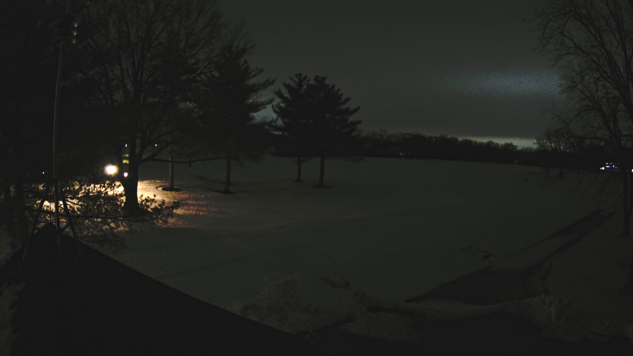 Thumbnail for current weather camera view from The Grove Country Club in Long Grove, Illinois