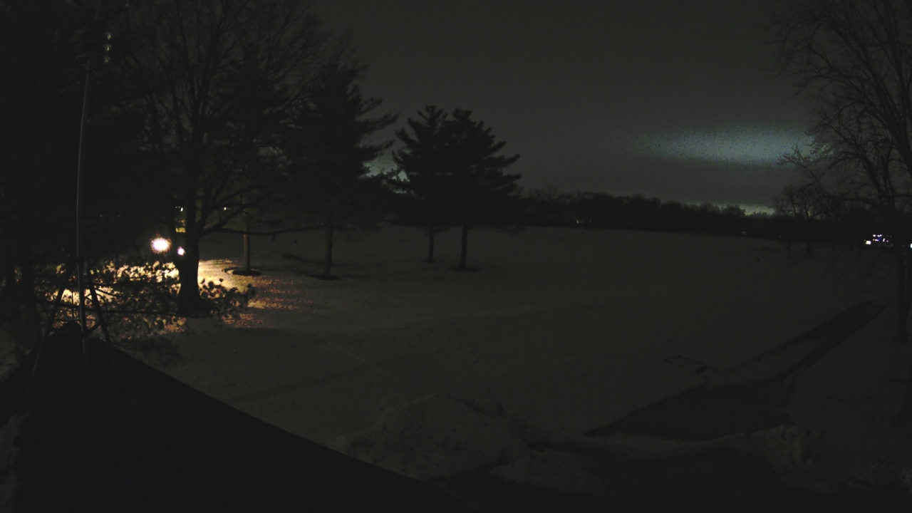 Thumbnail for current weather camera view from The Grove Country Club in Long Grove, Illinois