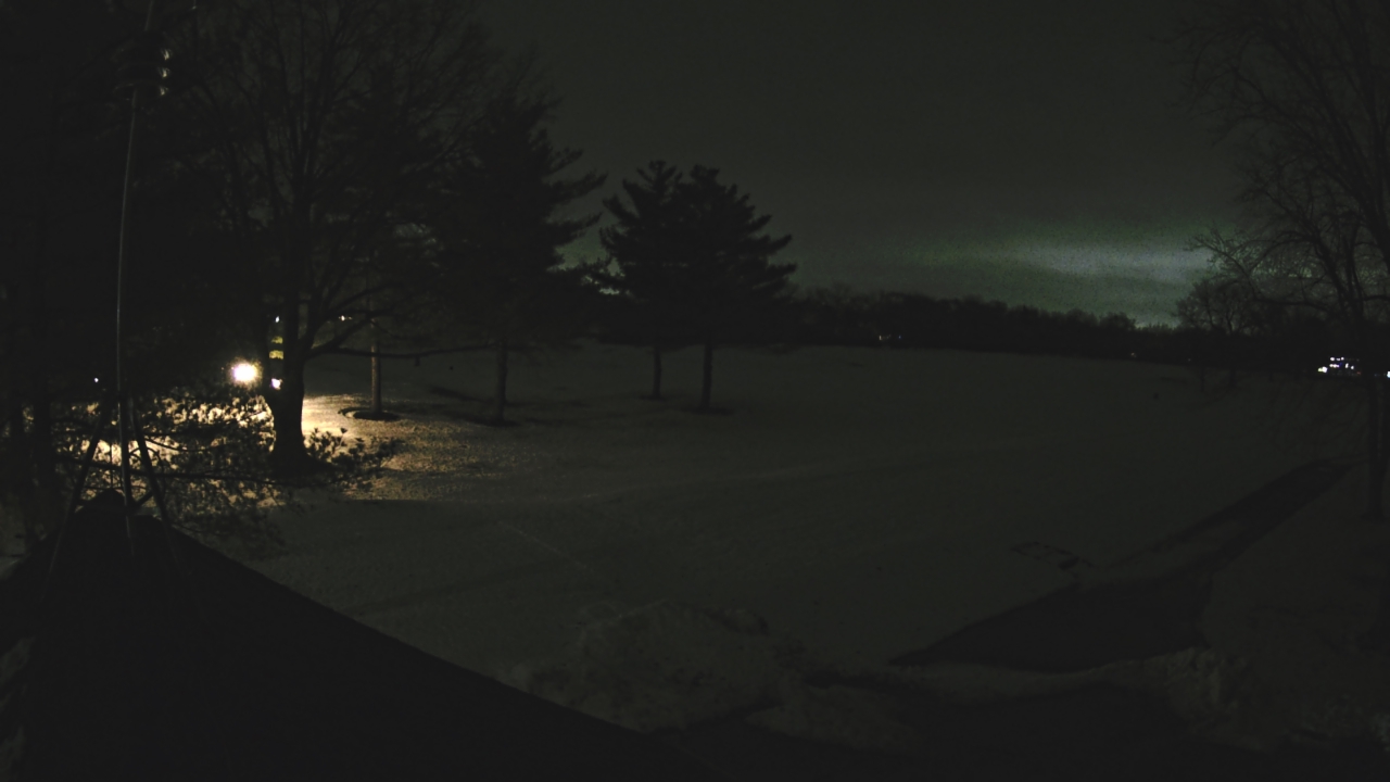 Thumbnail for current weather camera view from The Grove Country Club in Long Grove, Illinois