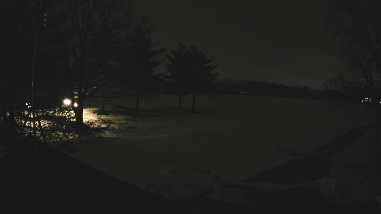 Thumbnail for current weather camera view from The Grove Country Club in Long Grove, Illinois