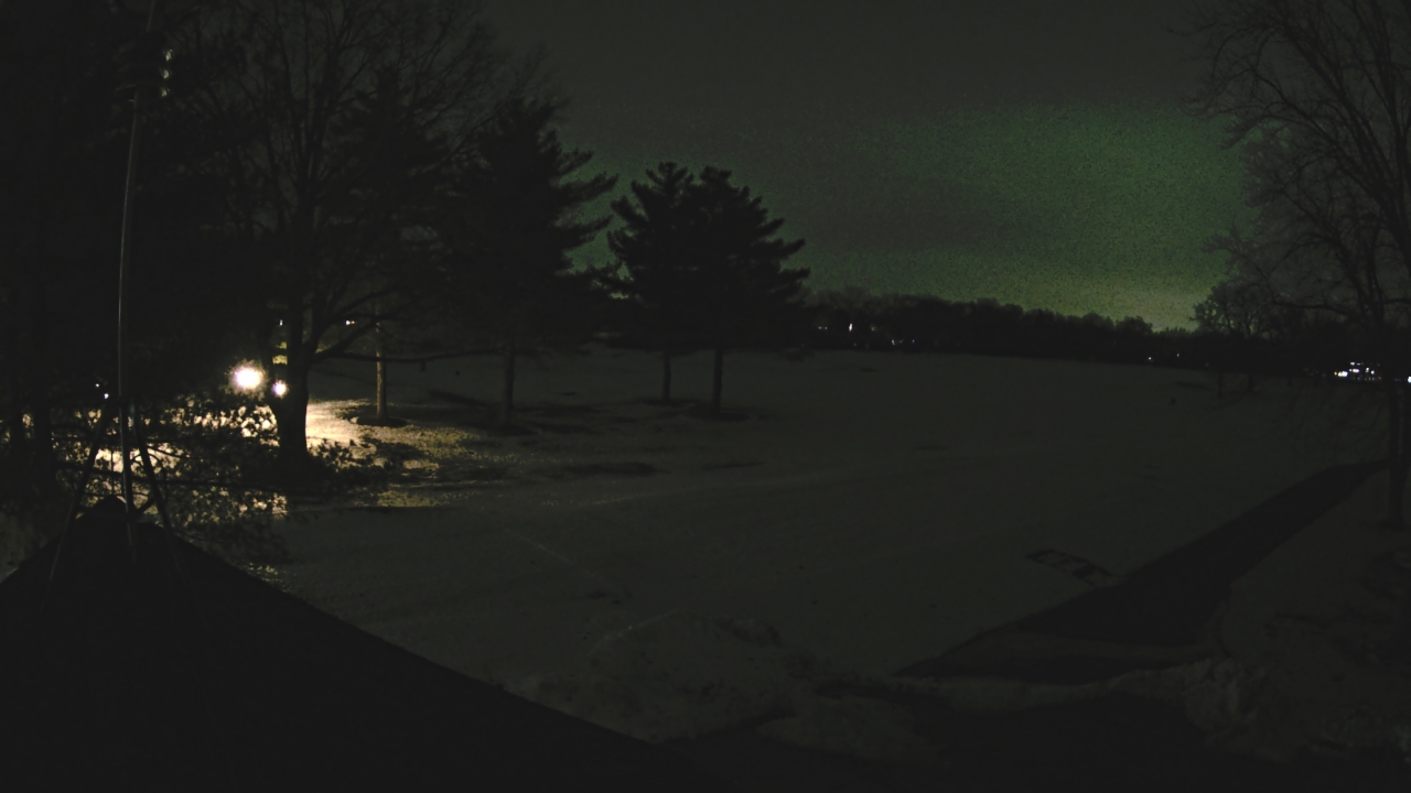 Thumbnail for current weather camera view from The Grove Country Club in Long Grove, Illinois