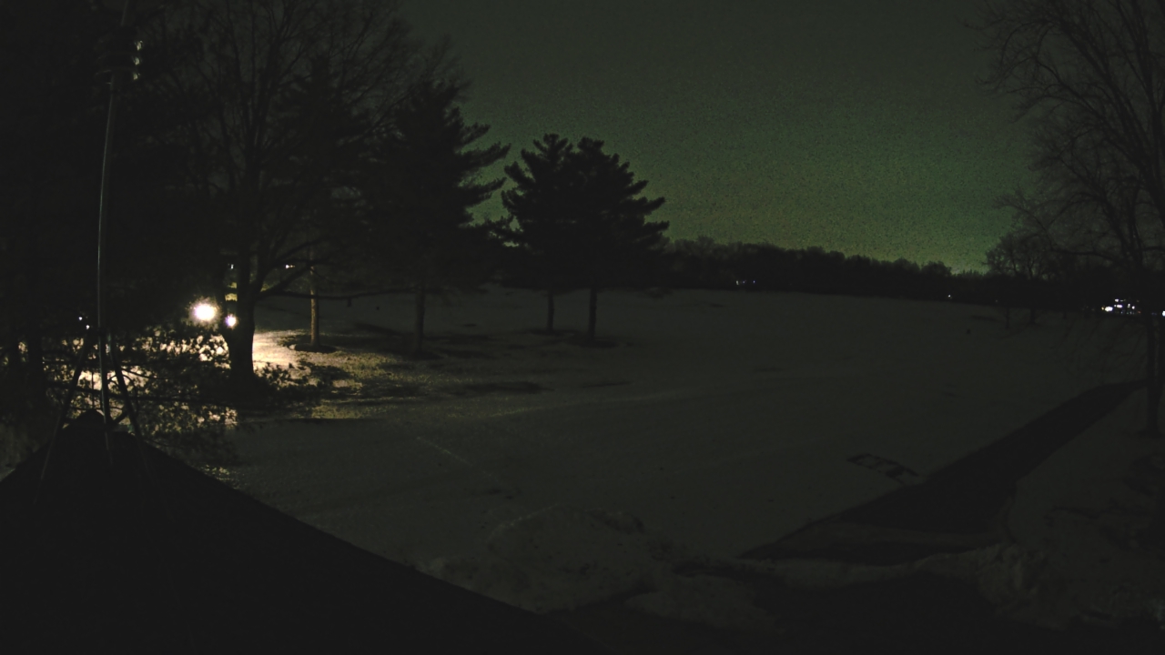 Thumbnail for current weather camera view from The Grove Country Club in Long Grove, Illinois