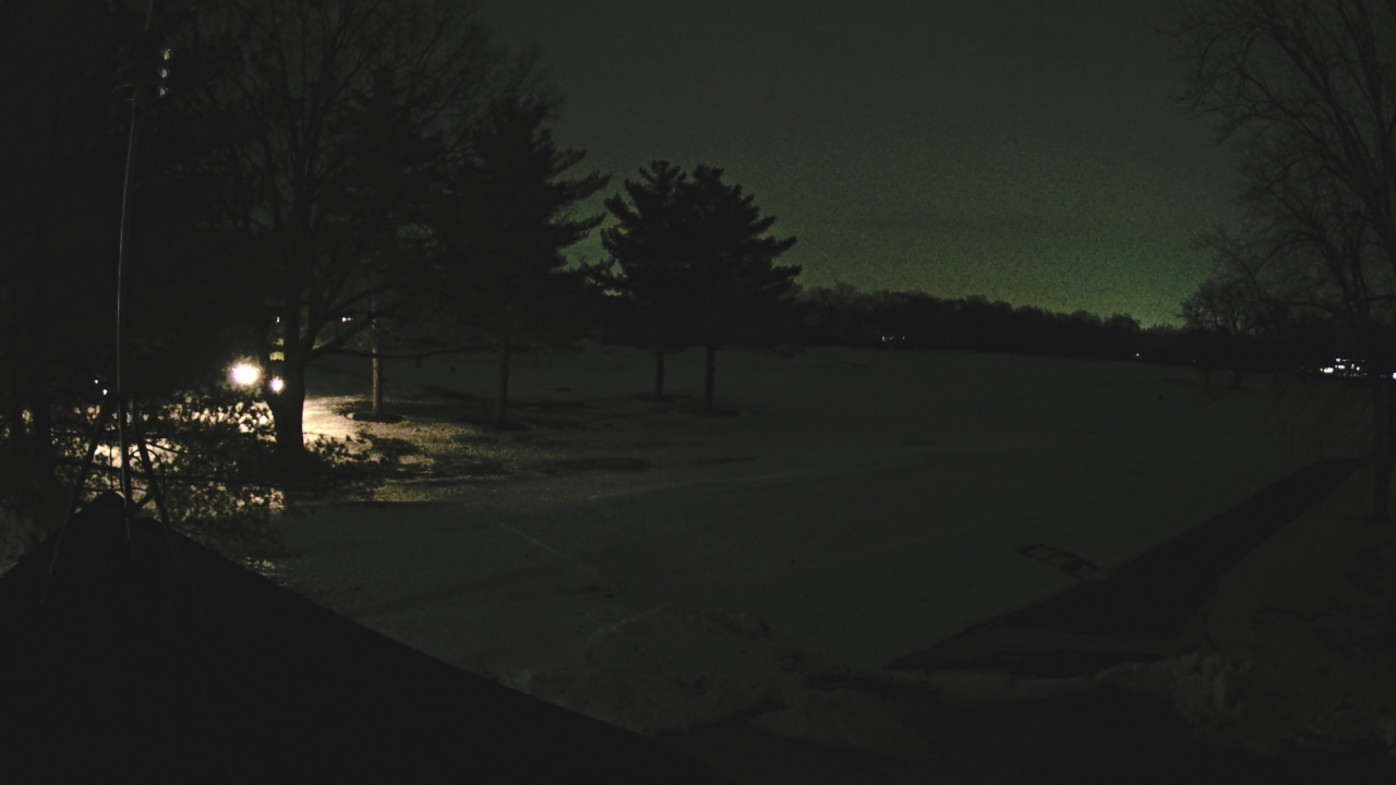 Thumbnail for current weather camera view from The Grove Country Club in Long Grove, Illinois