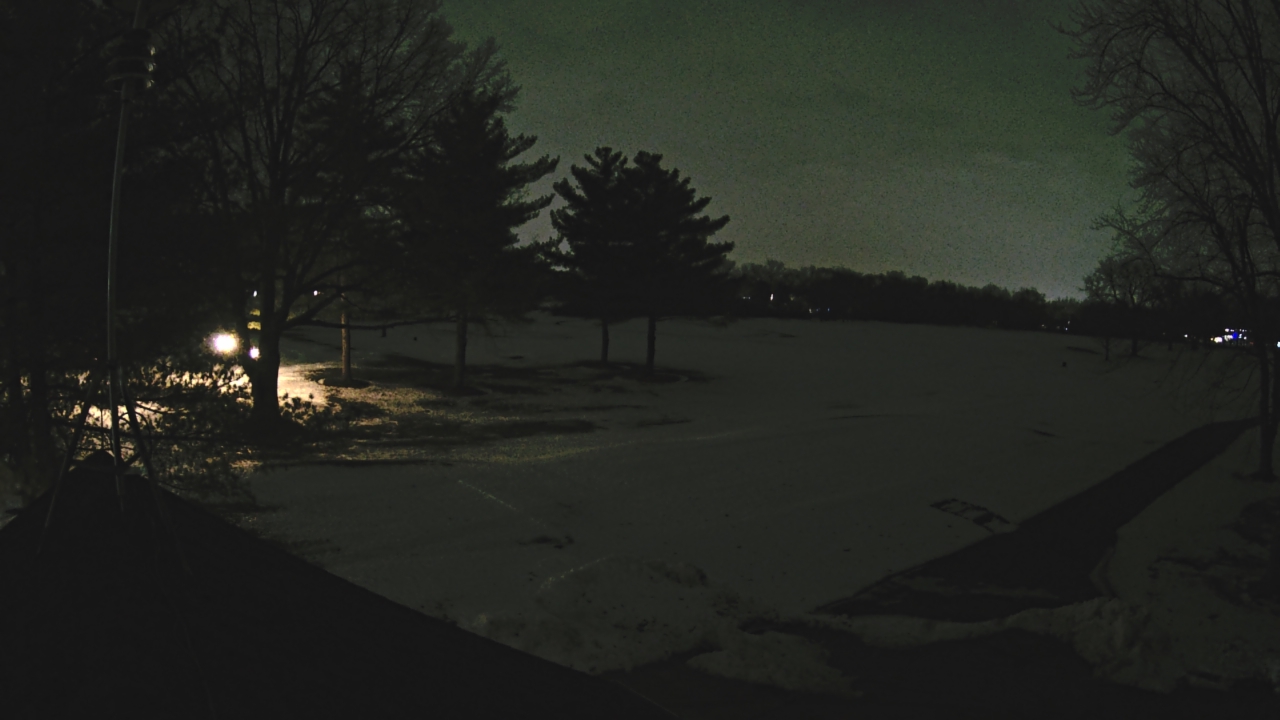 Thumbnail for current weather camera view from The Grove Country Club in Long Grove, Illinois