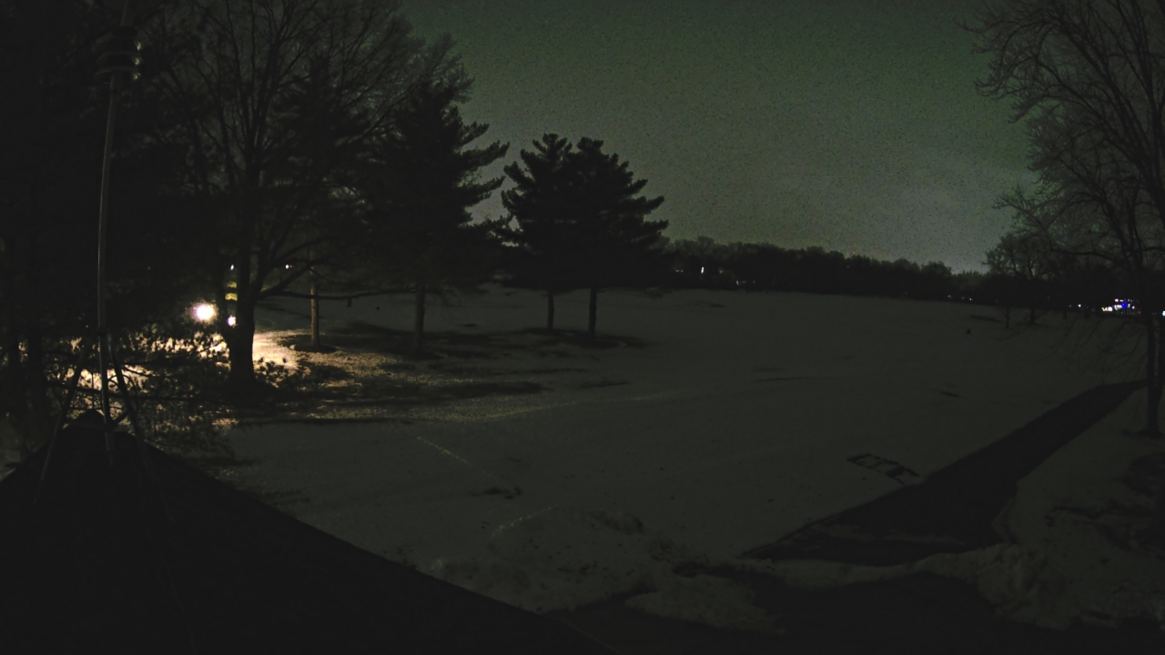 Thumbnail for current weather camera view from The Grove Country Club in Long Grove, Illinois