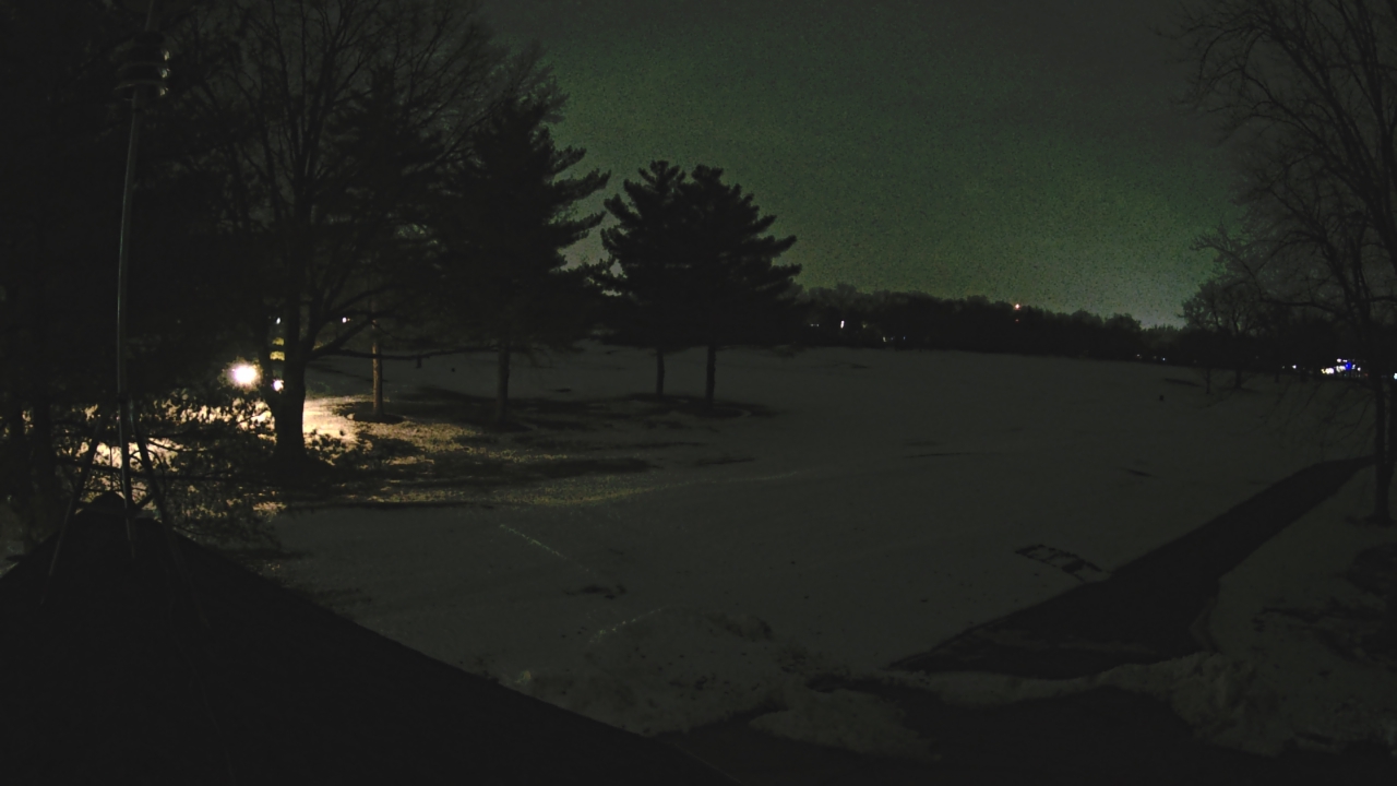 Thumbnail for current weather camera view from The Grove Country Club in Long Grove, Illinois