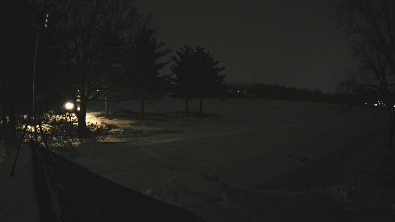 Thumbnail for current weather camera view from The Grove Country Club in Long Grove, Illinois