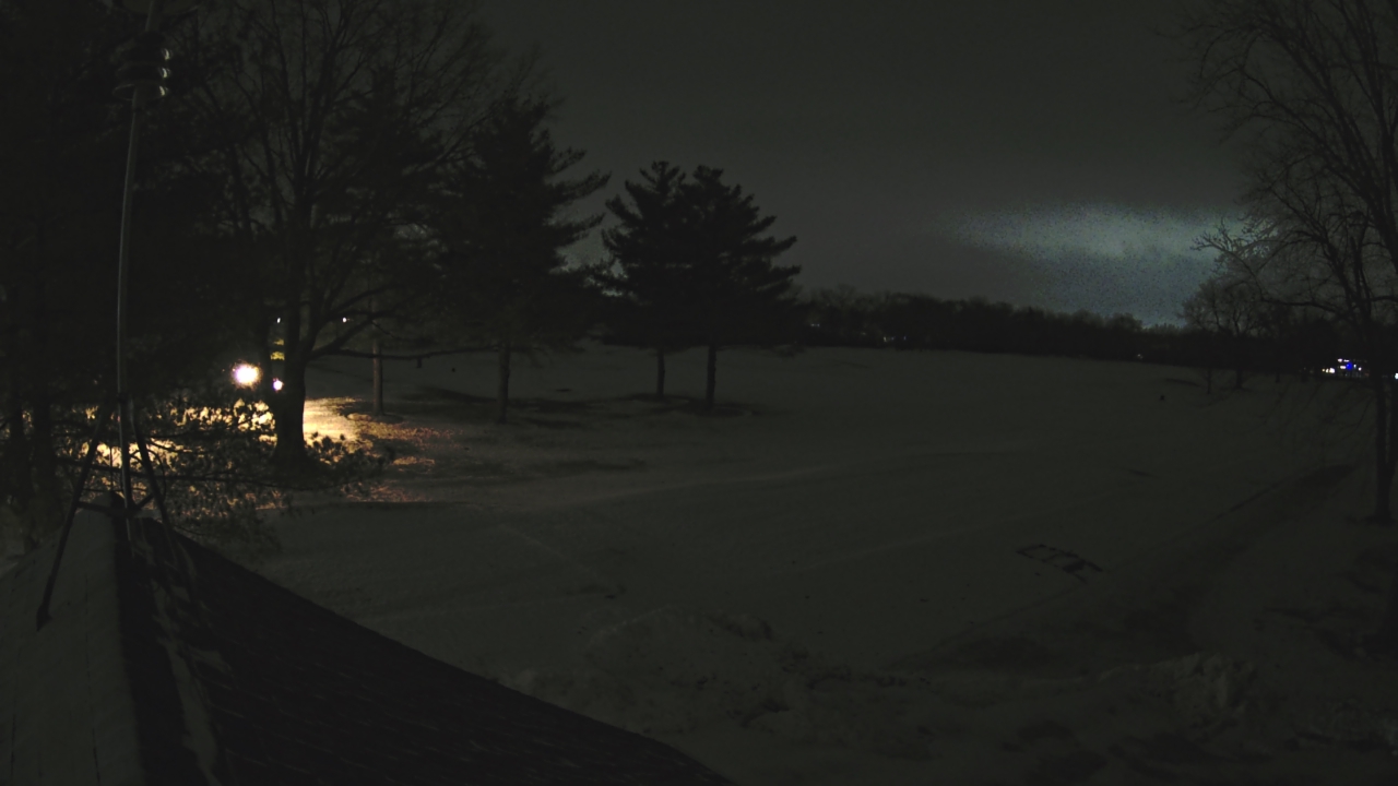 Thumbnail for current weather camera view from The Grove Country Club in Long Grove, Illinois