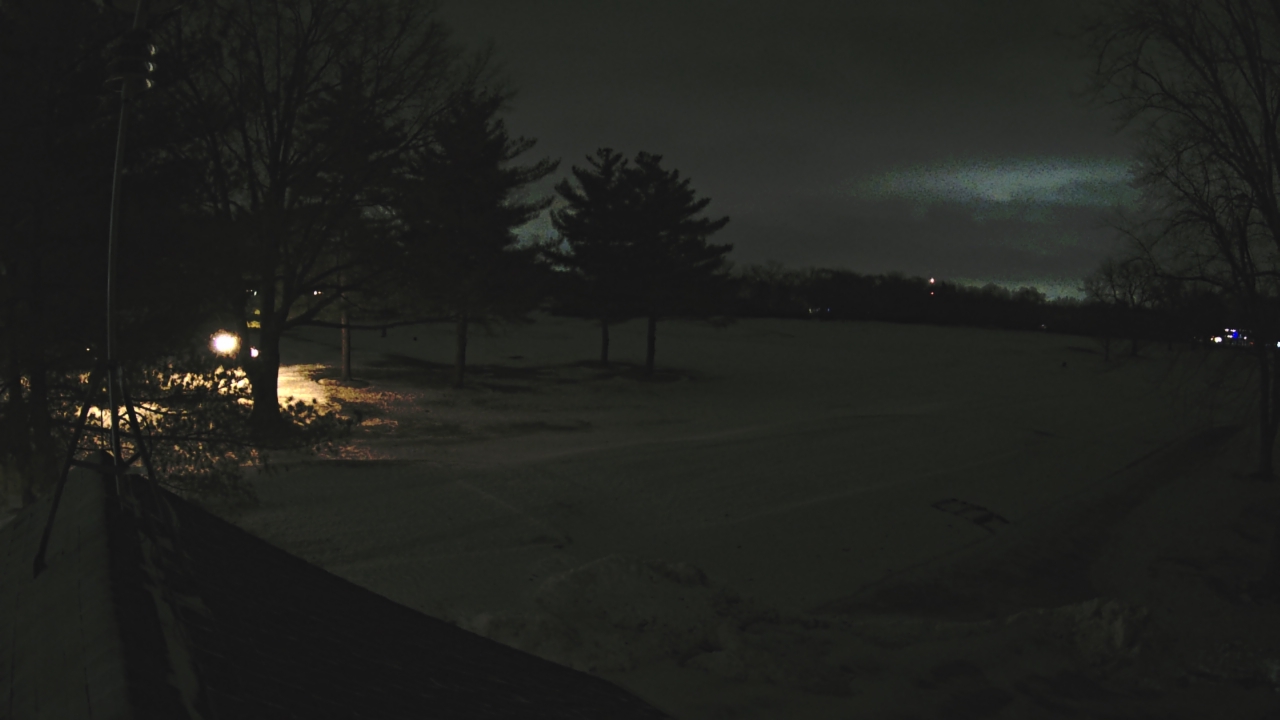 Thumbnail for current weather camera view from The Grove Country Club in Long Grove, Illinois