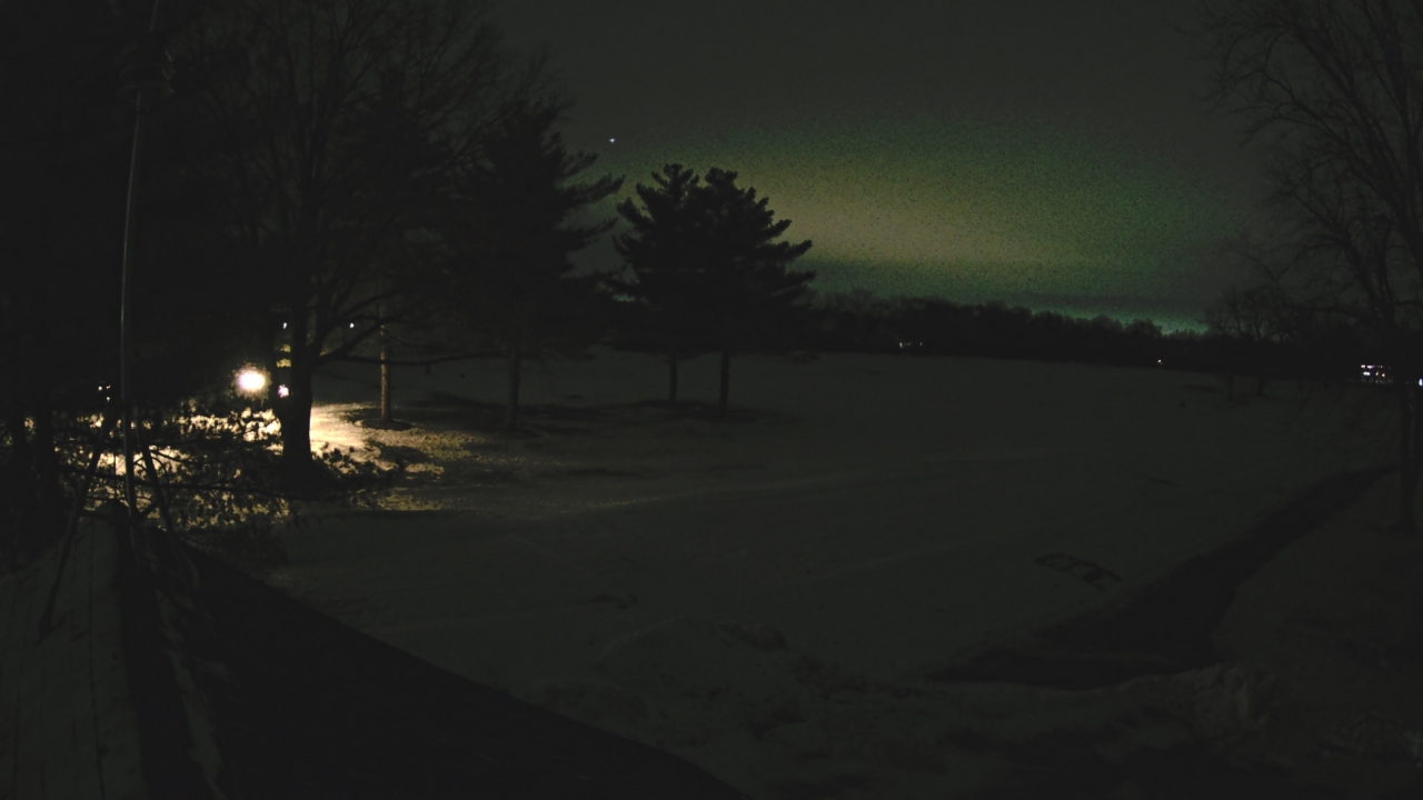 Thumbnail for current weather camera view from The Grove Country Club in Long Grove, Illinois