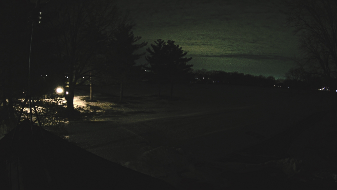 Thumbnail for current weather camera view from The Grove Country Club in Long Grove, Illinois