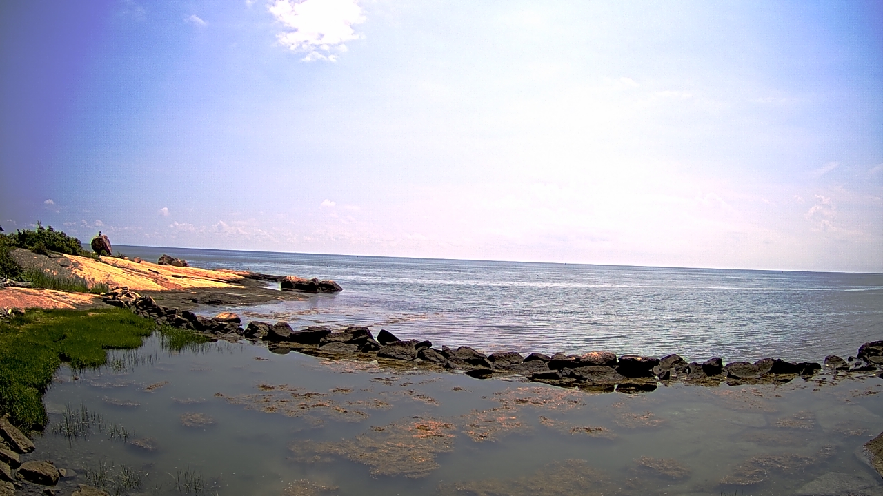 Thumbnail for current weather camera view from Outer Island  (Thimble Island Group) in Branford, Connecticut