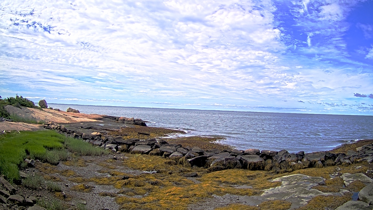 Thumbnail for current weather camera view from Outer Island  (Thimble Island Group) in Branford, Connecticut