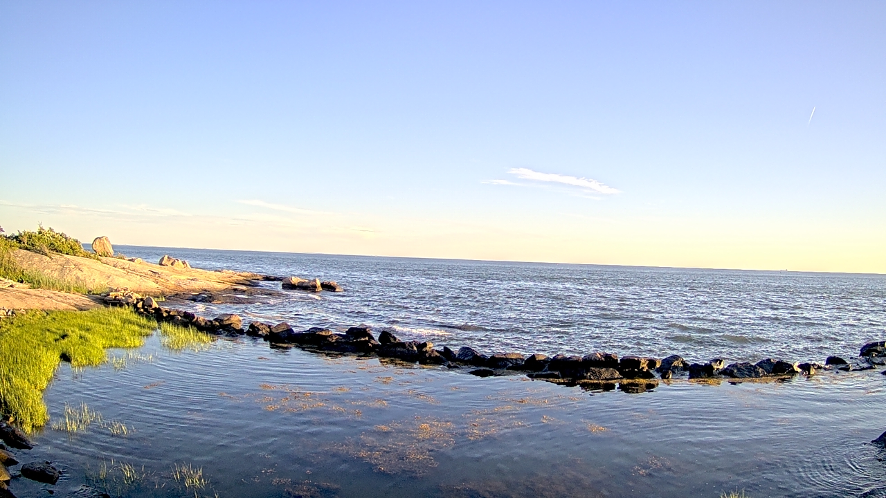 Thumbnail for current weather camera view from Outer Island  (Thimble Island Group) in Branford, Connecticut