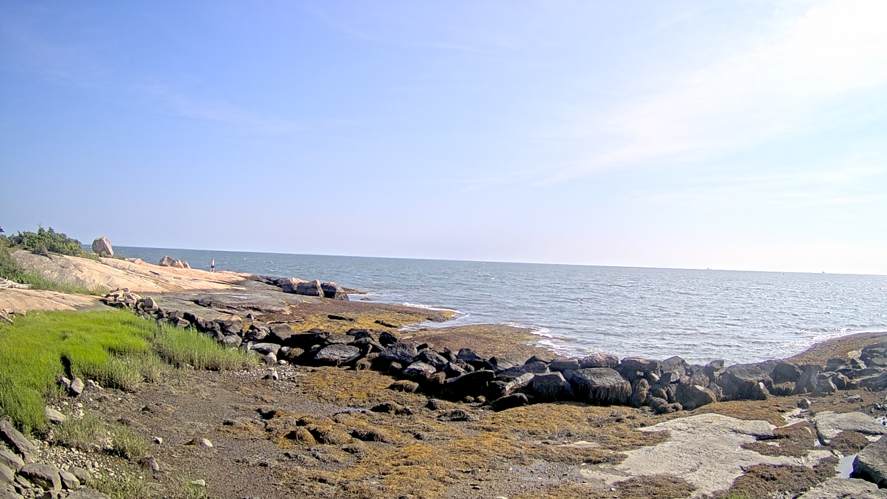 Thumbnail for current weather camera view from Outer Island  (Thimble Island Group) in Branford, Connecticut