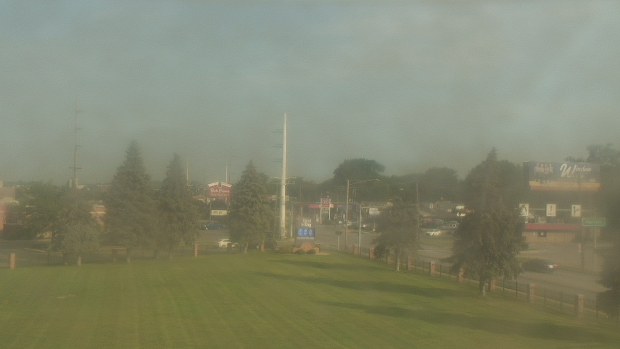 Thumbnail for current weather camera view from Christ the King School in Toledo, Ohio