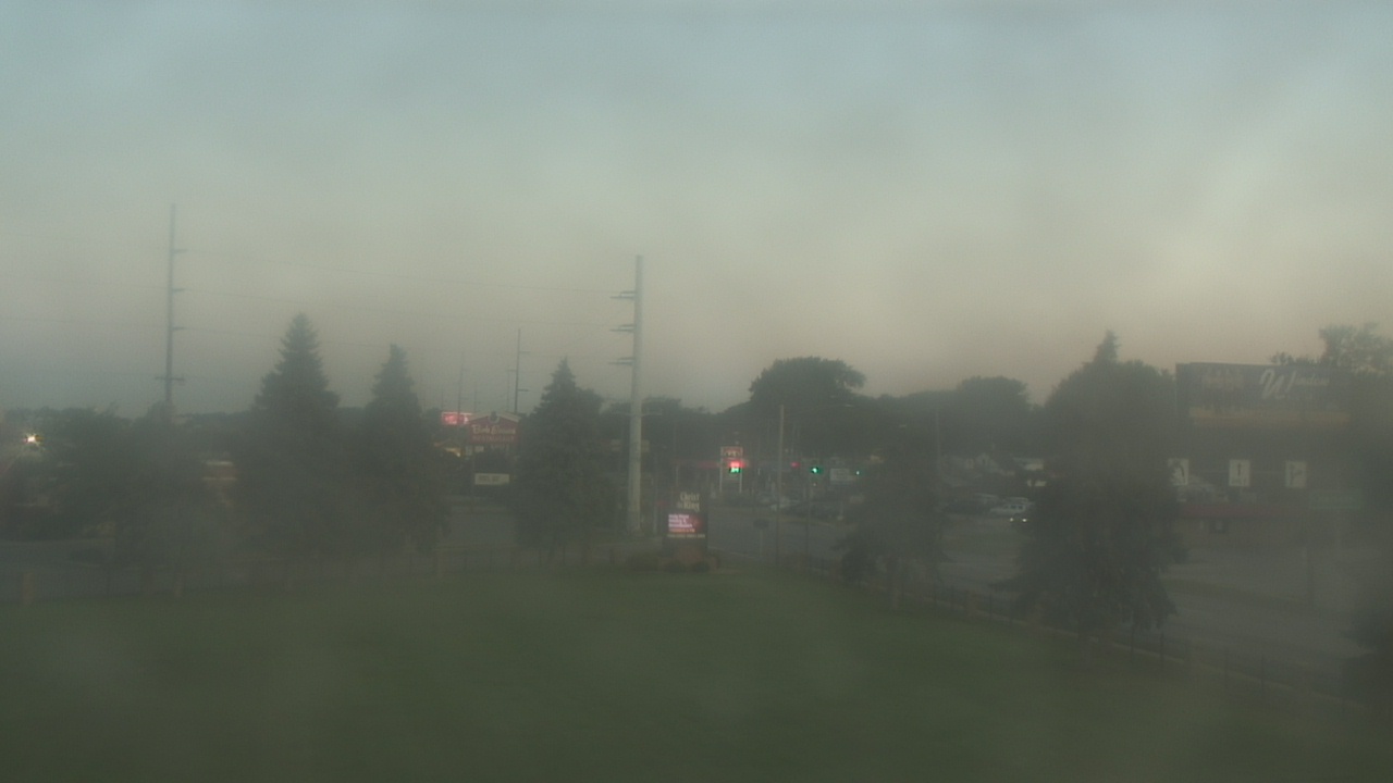 Thumbnail for current weather camera view from Christ the King School in Toledo, Ohio