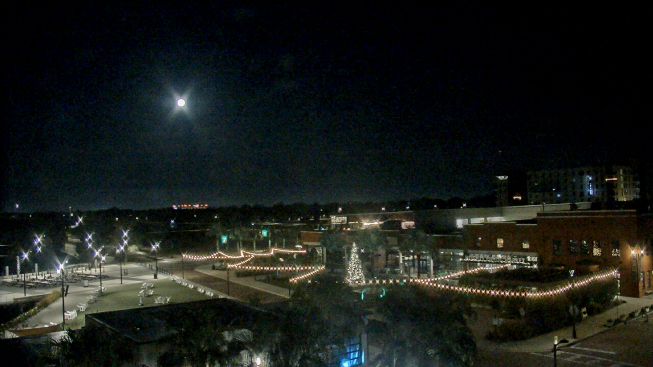 Thumbnail for current weather camera view from Armature Works in Tampa, Florida