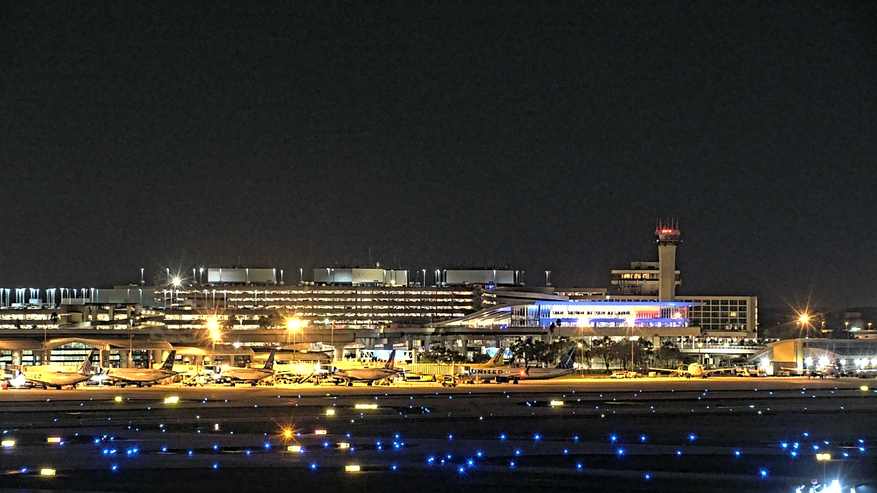 Thumbnail for current weather camera view from Renaissance Tampa International Plaza Hotel in Tampa, Florida