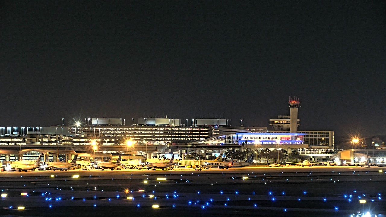 Thumbnail for current weather camera view from Renaissance Tampa International Plaza Hotel in Tampa, Florida