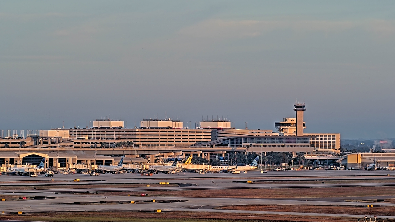 Thumbnail for current weather camera view from Renaissance Tampa International Plaza Hotel in Tampa, Florida