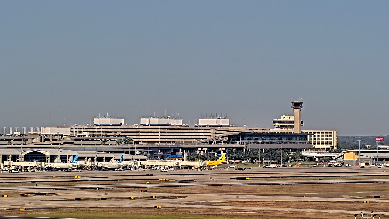Thumbnail for current weather camera view from Renaissance Tampa International Plaza Hotel in Tampa, Florida