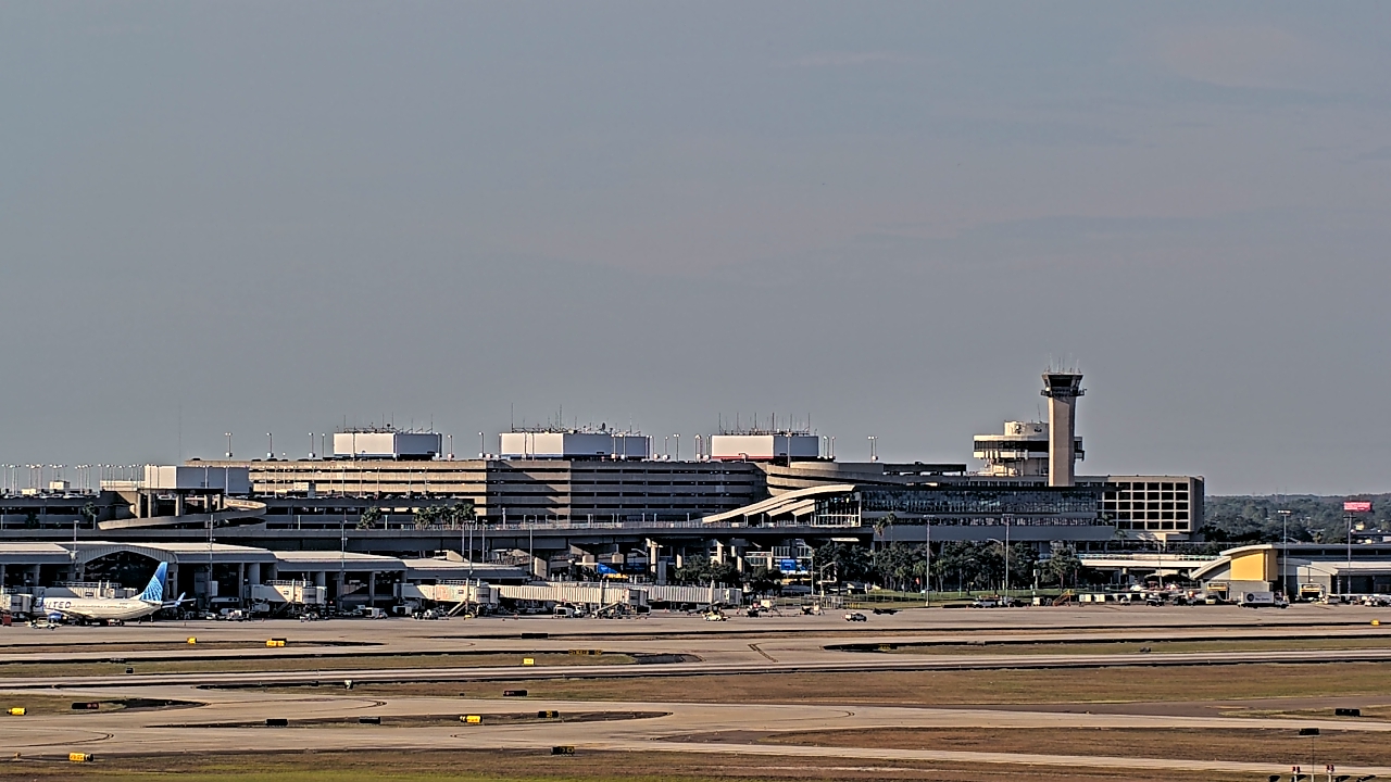 Thumbnail for current weather camera view from Renaissance Tampa International Plaza Hotel in Tampa, Florida