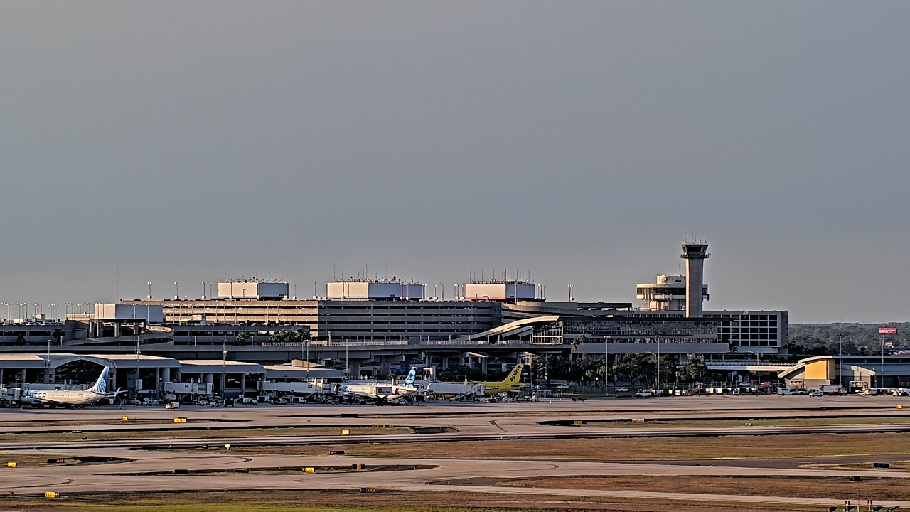 Thumbnail for current weather camera view from Renaissance Tampa International Plaza Hotel in Tampa, Florida