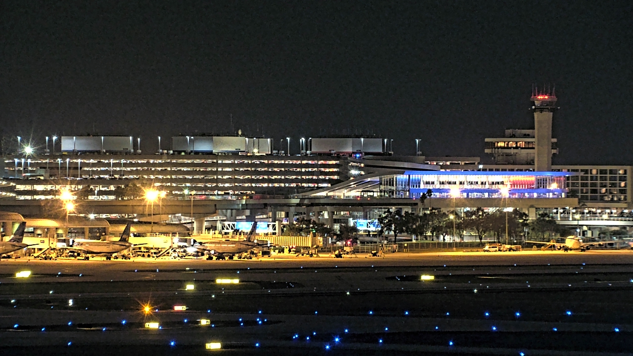 Thumbnail for current weather camera view from Renaissance Tampa International Plaza Hotel in Tampa, Florida