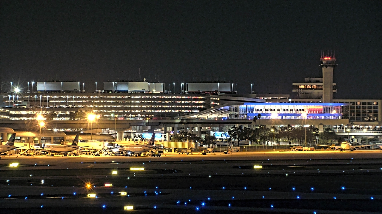 Thumbnail for current weather camera view from Renaissance Tampa International Plaza Hotel in Tampa, Florida