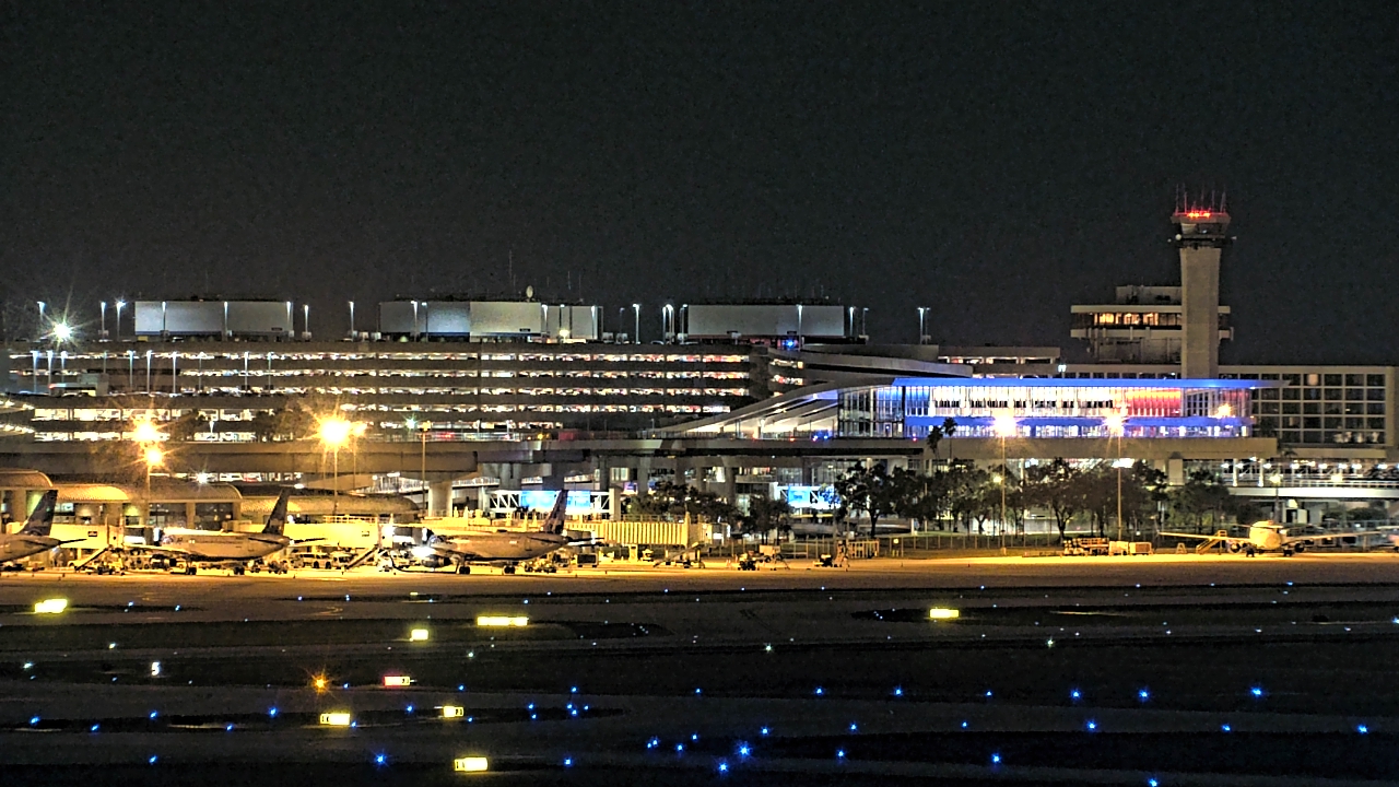 Thumbnail for current weather camera view from Renaissance Tampa International Plaza Hotel in Tampa, Florida