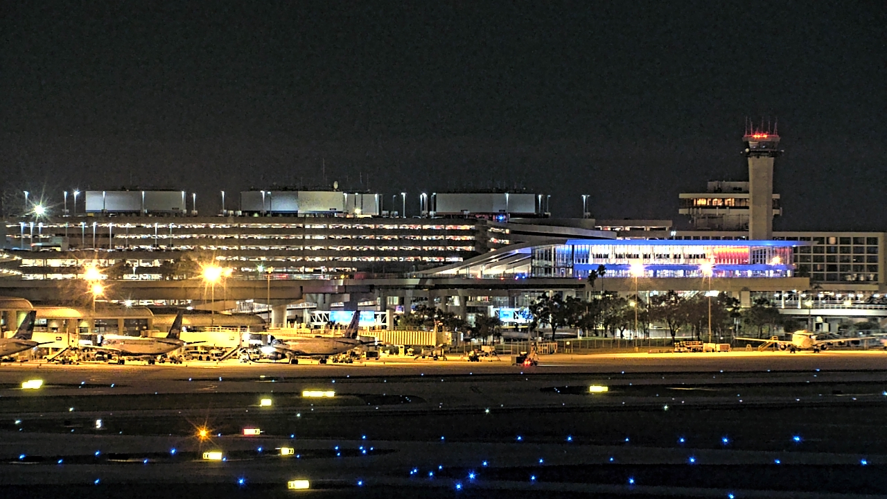 Thumbnail for current weather camera view from Renaissance Tampa International Plaza Hotel in Tampa, Florida