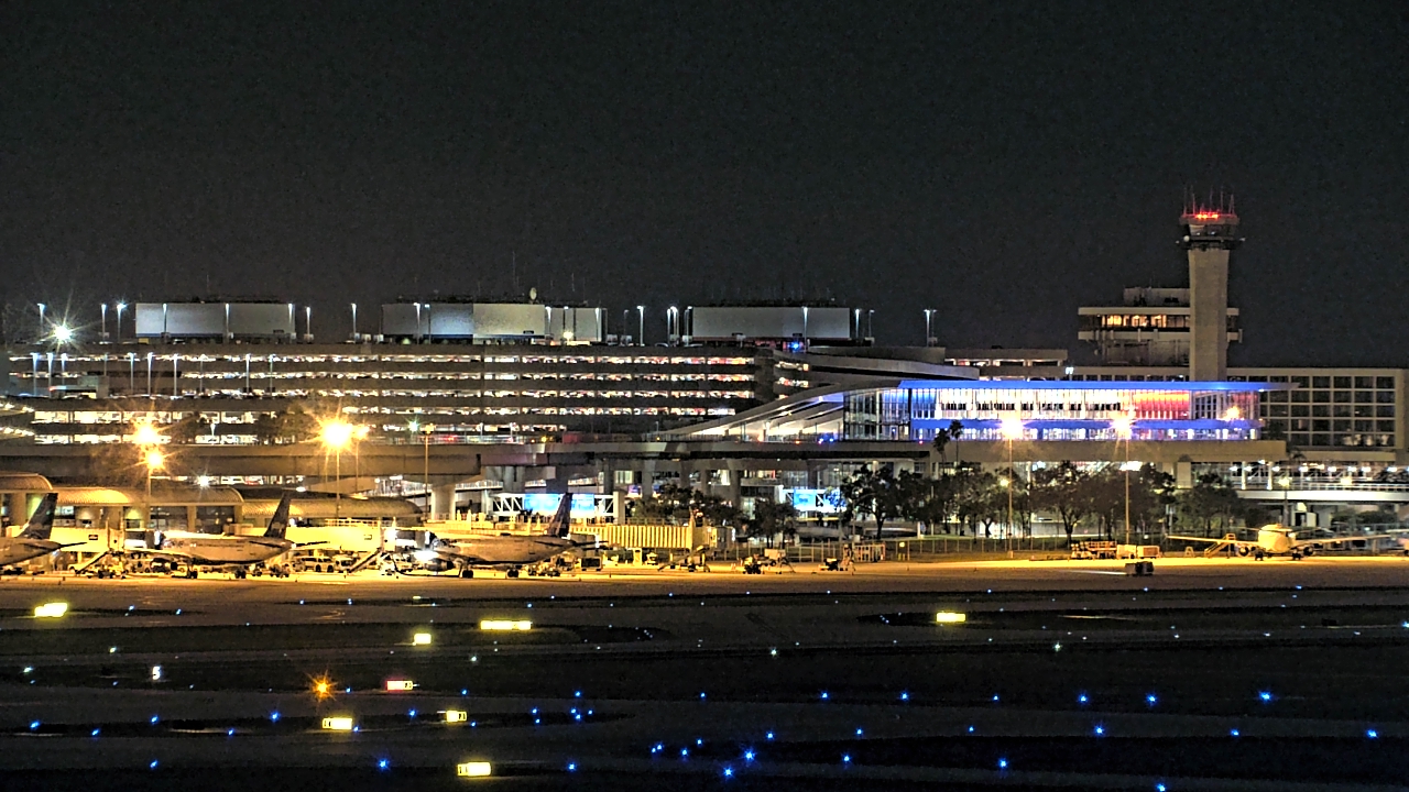 Thumbnail for current weather camera view from Renaissance Tampa International Plaza Hotel in Tampa, Florida