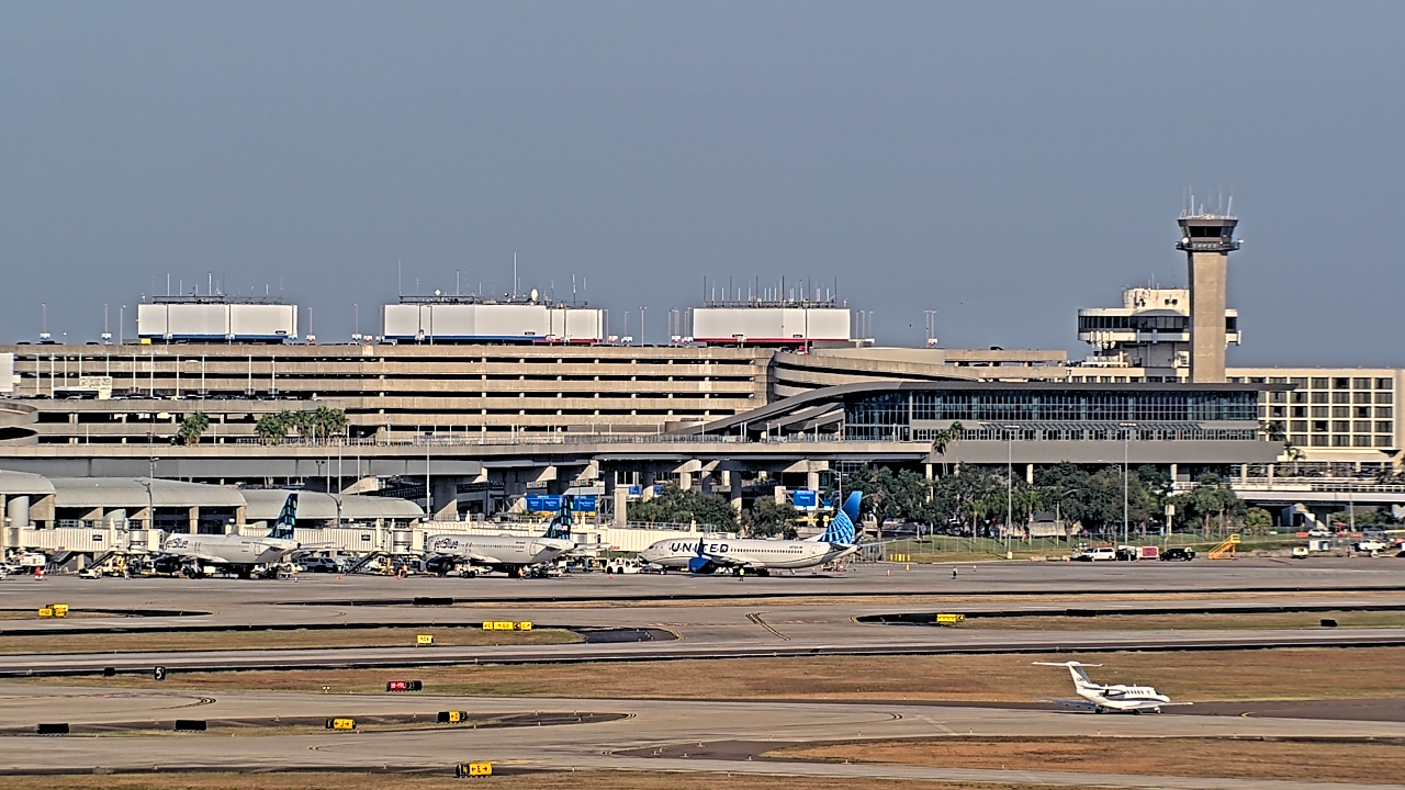 Thumbnail for current weather camera view from Renaissance Tampa International Plaza Hotel in Tampa, Florida