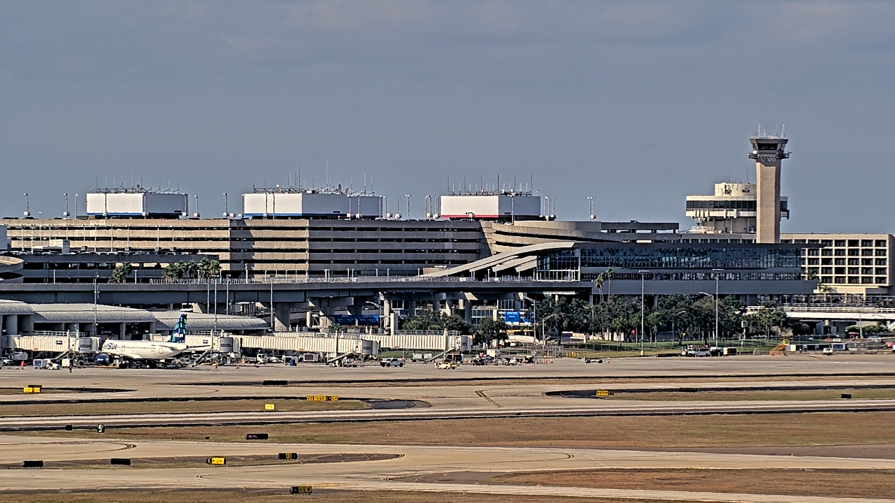 Thumbnail for current weather camera view from Renaissance Tampa International Plaza Hotel in Tampa, Florida
