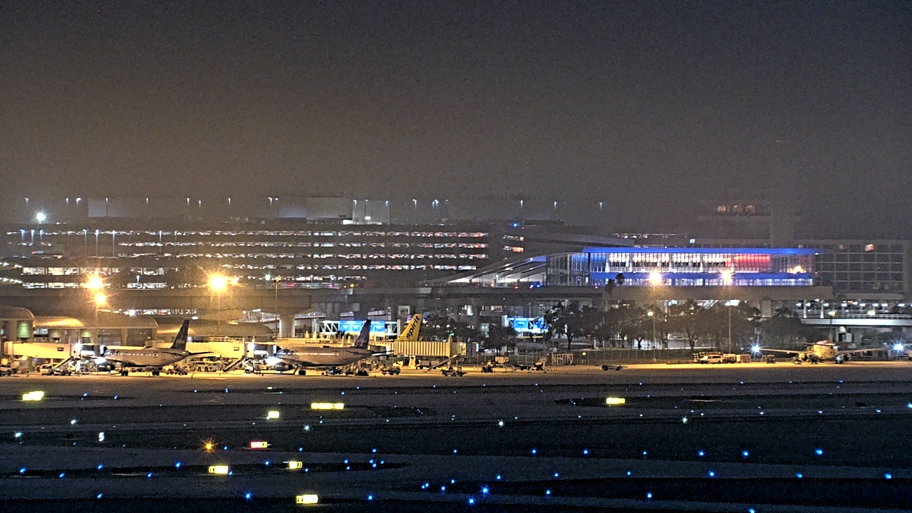 Thumbnail for current weather camera view from Renaissance Tampa International Plaza Hotel in Tampa, Florida