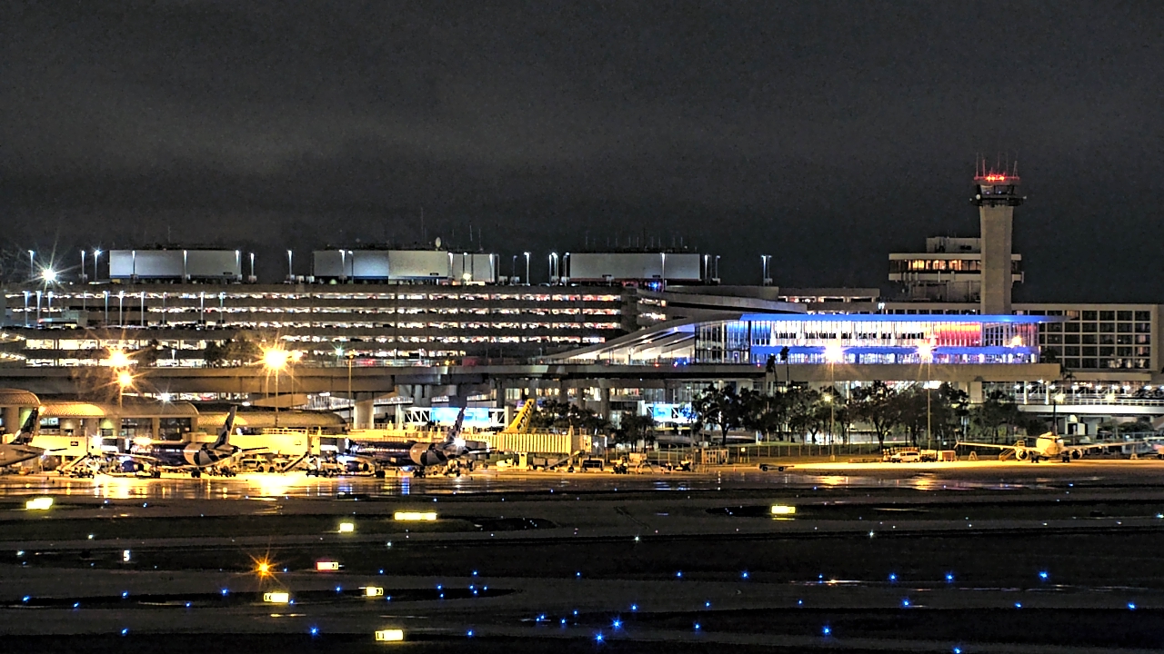 Thumbnail for current weather camera view from Renaissance Tampa International Plaza Hotel in Tampa, Florida