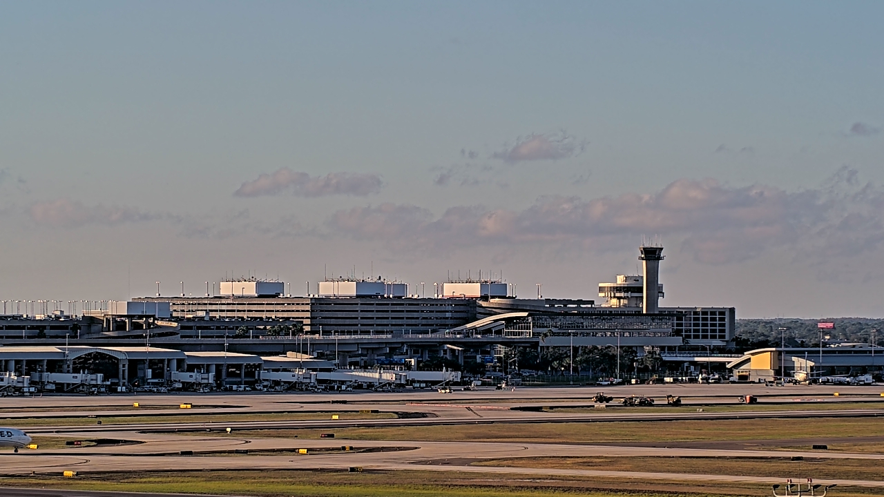 Thumbnail for current weather camera view from Renaissance Tampa International Plaza Hotel in Tampa, Florida