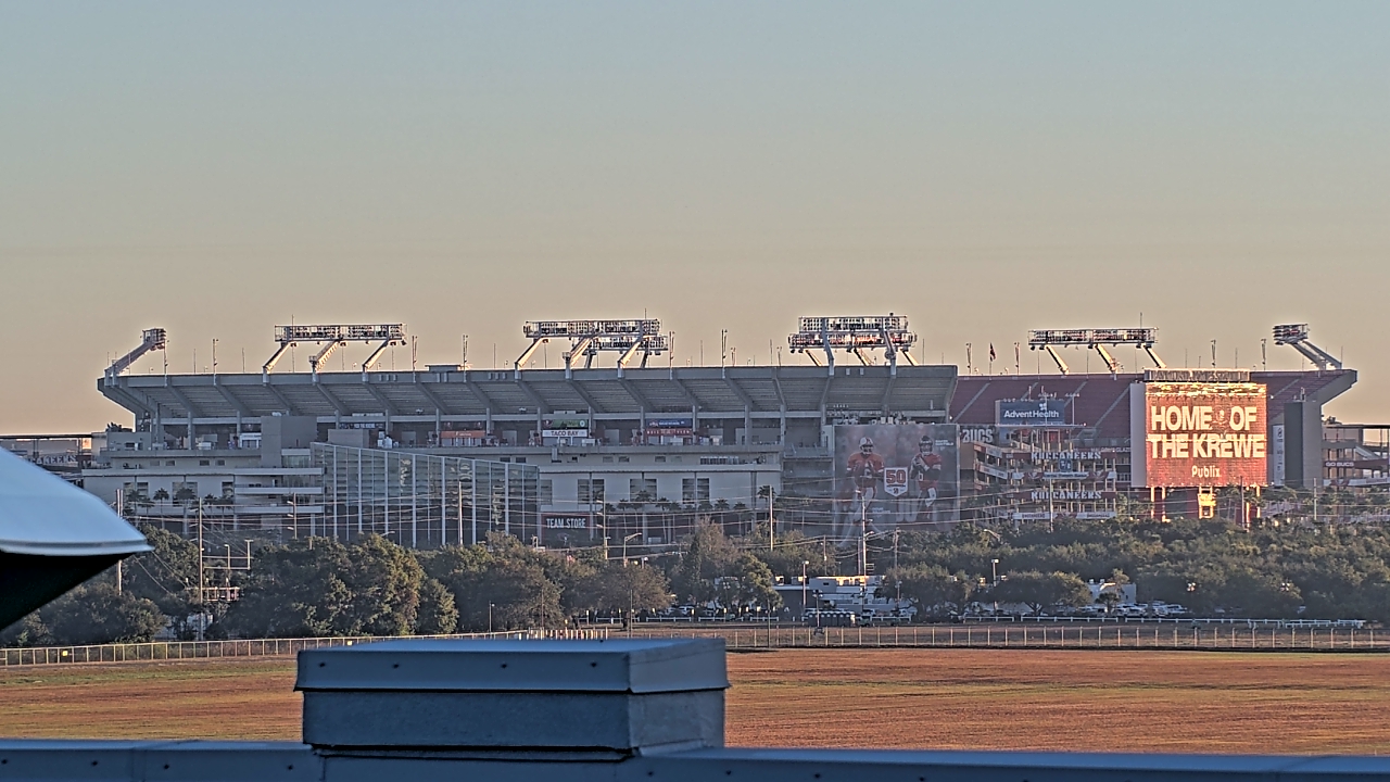 Thumbnail for current weather camera view from Renaissance Tampa International Plaza Hotel in Tampa, Florida