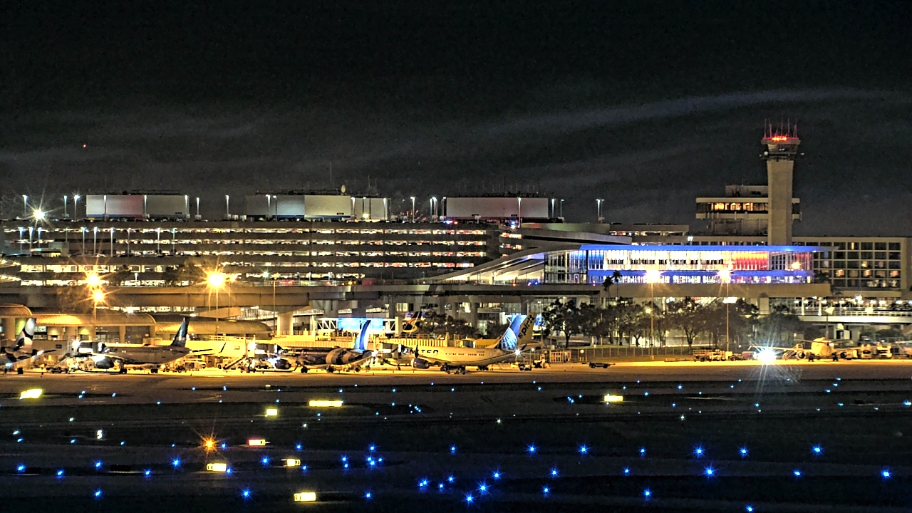 Thumbnail for current weather camera view from Renaissance Tampa International Plaza Hotel in Tampa, Florida