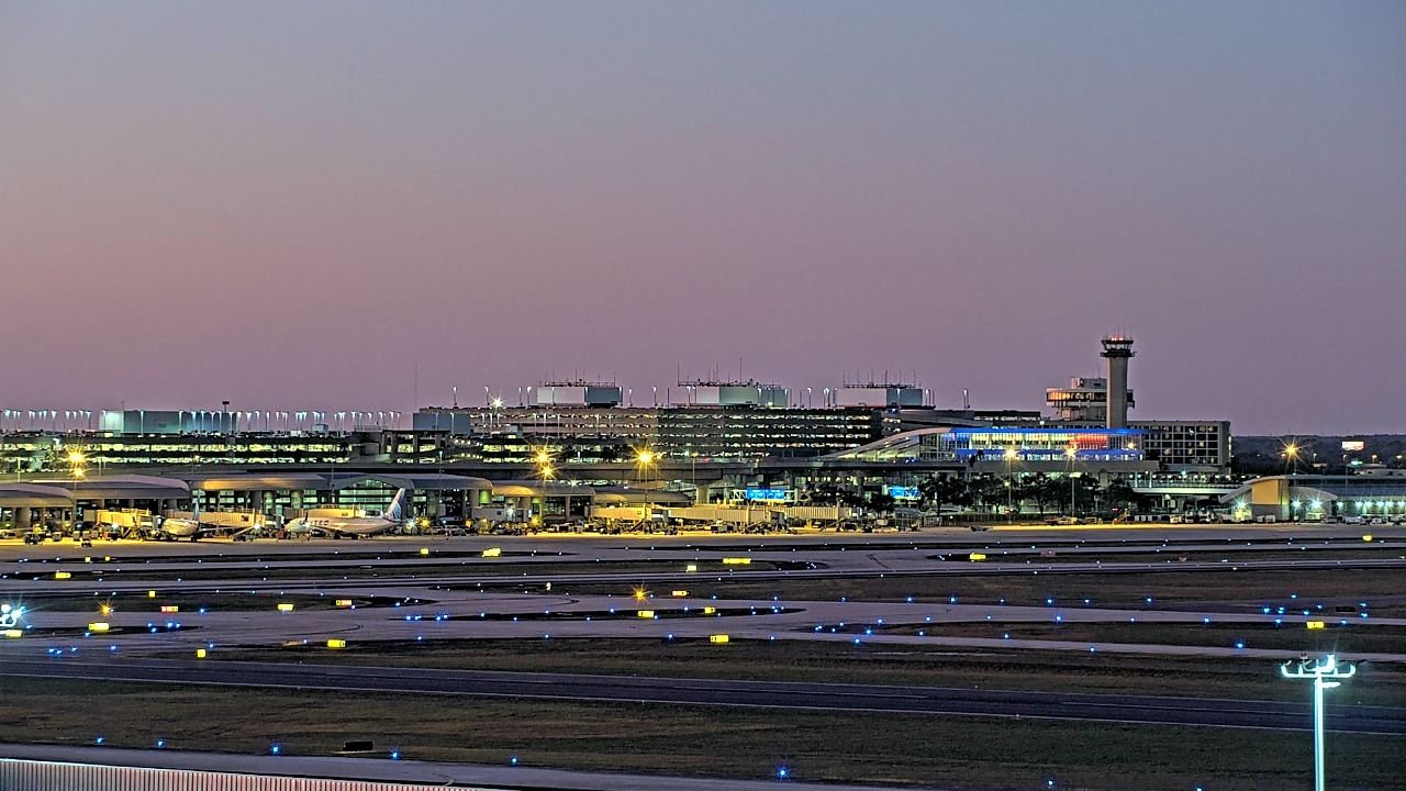 Thumbnail for current weather camera view from Renaissance Tampa International Plaza Hotel in Tampa, Florida
