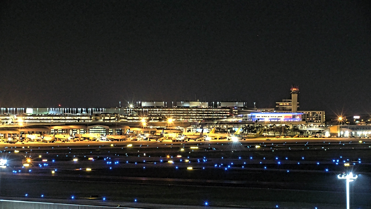 Thumbnail for current weather camera view from Renaissance Tampa International Plaza Hotel in Tampa, Florida