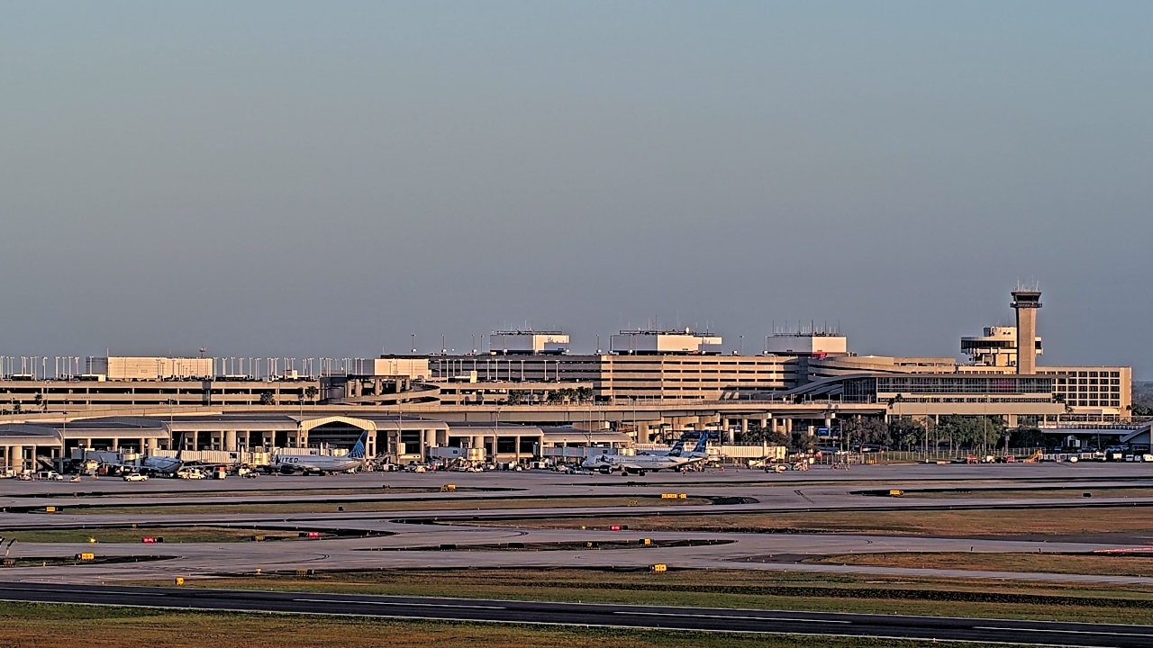 Thumbnail for current weather camera view from Renaissance Tampa International Plaza Hotel in Tampa, Florida