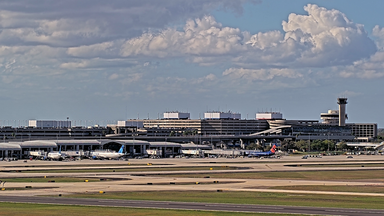 Thumbnail for current weather camera view from Renaissance Tampa International Plaza Hotel in Tampa, Florida