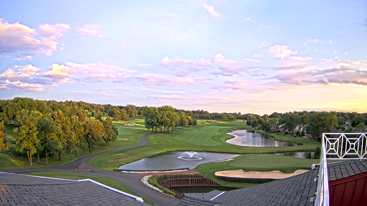 Thumbnail for current weather camera view from The Royal Fox Country Club in St. Charles, Illinois