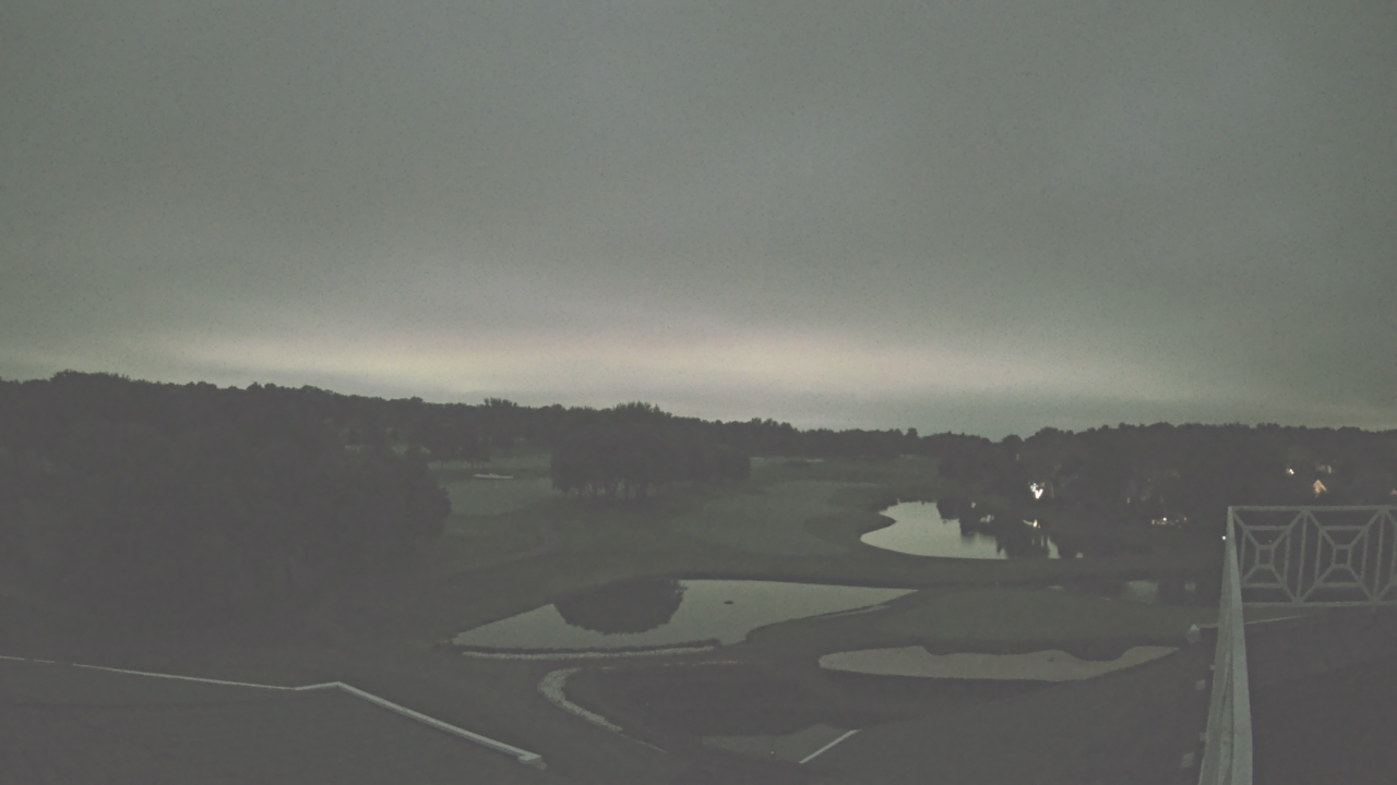 Thumbnail for current weather camera view from The Royal Fox Country Club in St. Charles, Illinois
